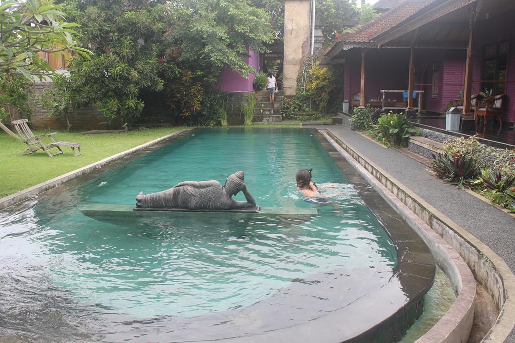 Rona Accommodation Ubud Esterno foto