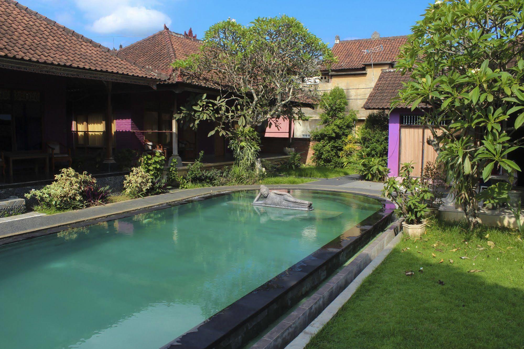 Rona Accommodation Ubud Esterno foto