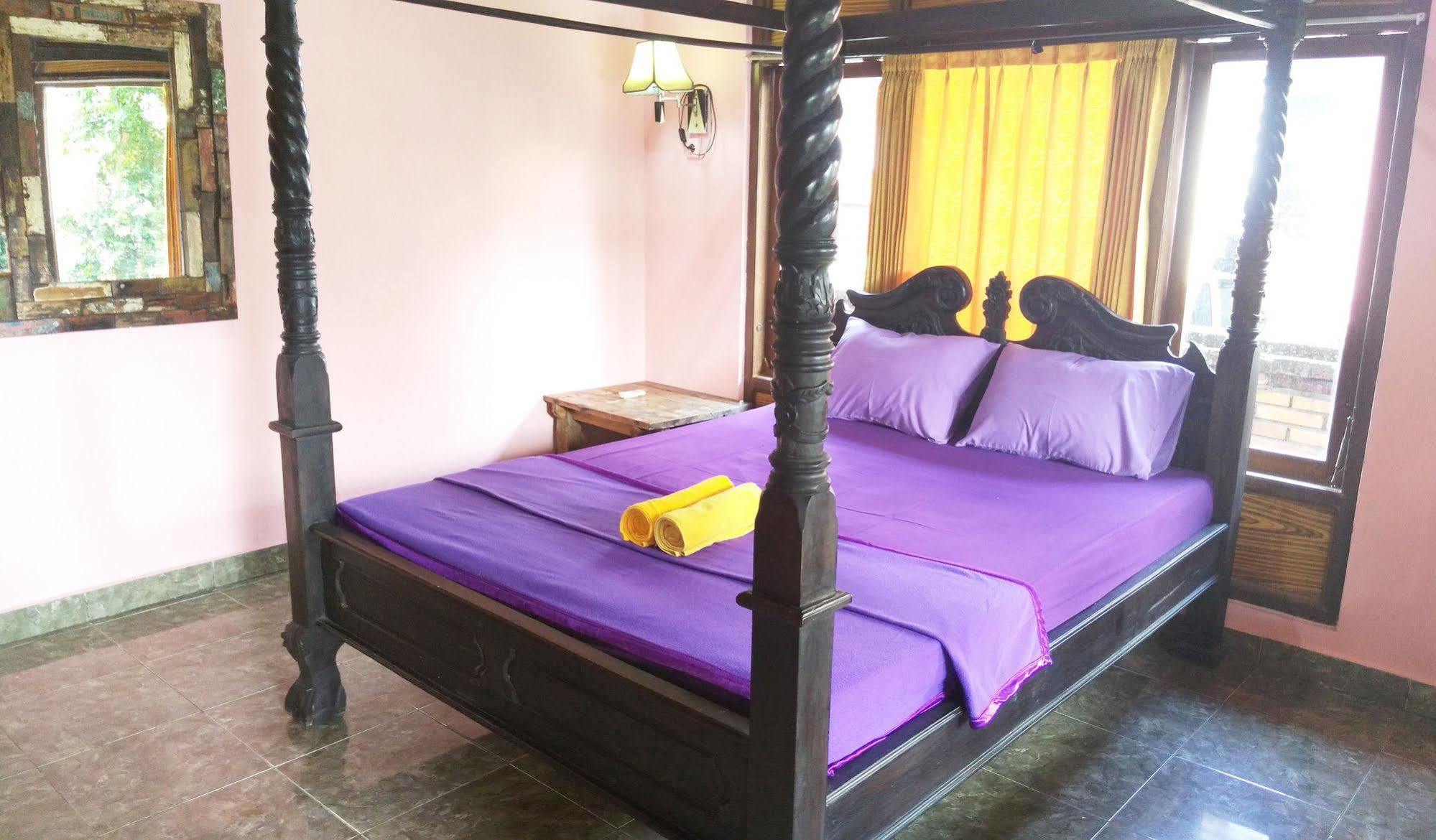 Rona Accommodation Ubud Esterno foto